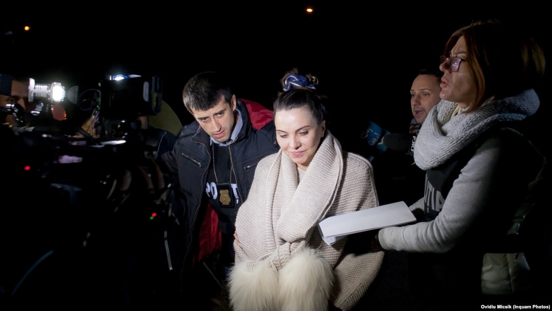După aproape șase ani de la arestarea preventivă, Ana Maria Pătru a început să încaseze sumele câștigate în instanță în procesul cu AEP. Ea încearcă să execute silit instituția pe care a condus-o. Imagine din 2016 cu Ana Maria Pătru.
