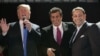 Слева направо: Дональд Трамп, Тевфик Ариф и Феликс Сатер на мероприятии в Trump Soho. Нью-Йорк, 19 сентября 2007 года.