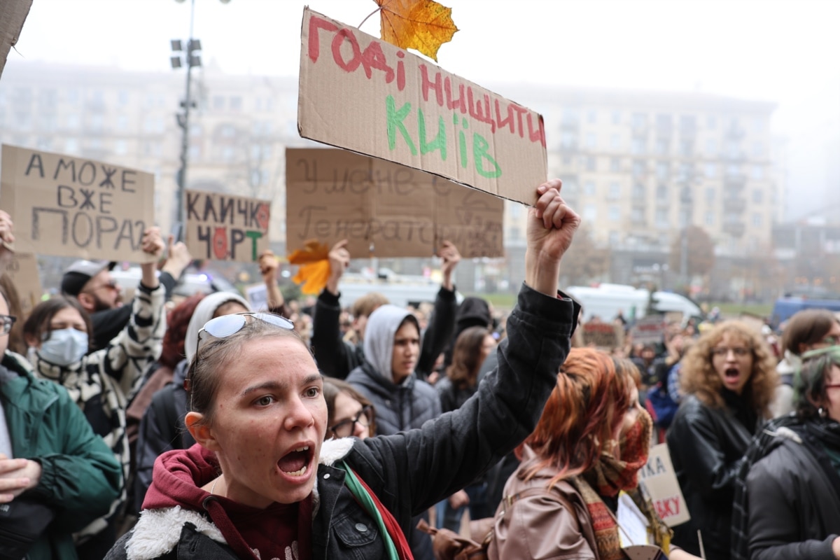 До учасників акції представники КМДА не виходили і наразі вимоги протестувальників не коментували