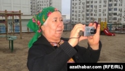 RFE/RL's Turkmen Service reporter Soltan Achilova 