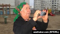 RFE/RL Turkmen Service reporter Soltan Achilova