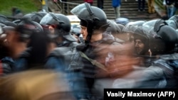 Intervenția poliției în cursul protestelor din 10 august, la Moscova