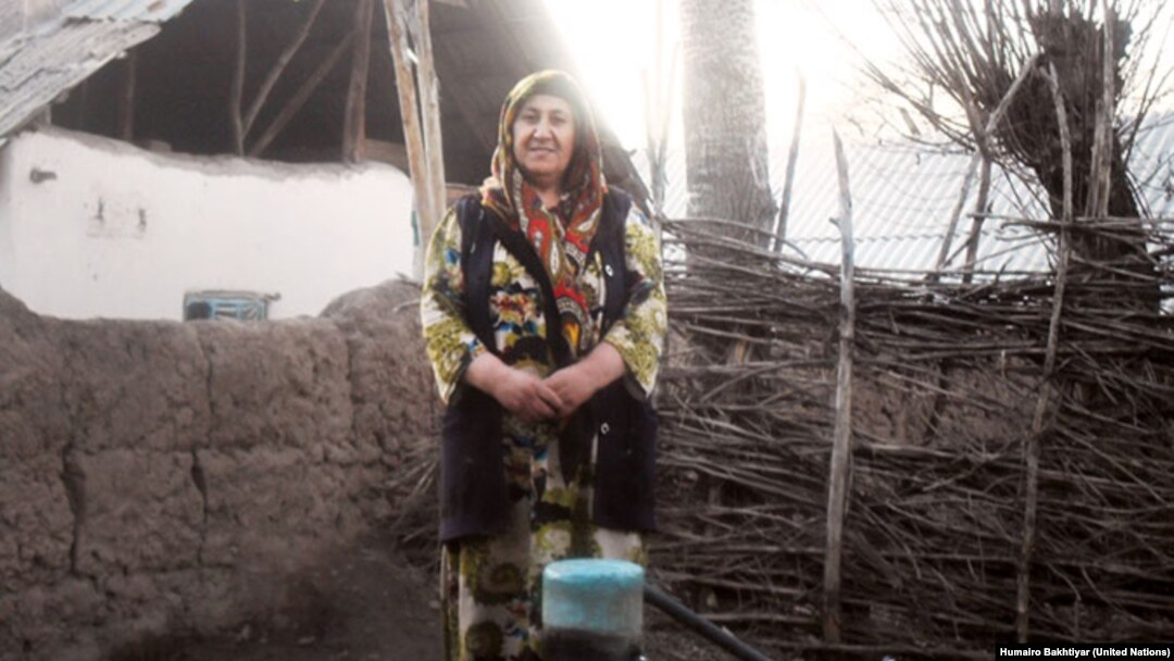 Әпкенің сексін қараңыз Жыныстық қатынастағы Стрелец ерлер