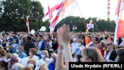 Мінулы мітынг Ціханоўскай у Менску, 30 ліпеня. ШМАТ ФОТА