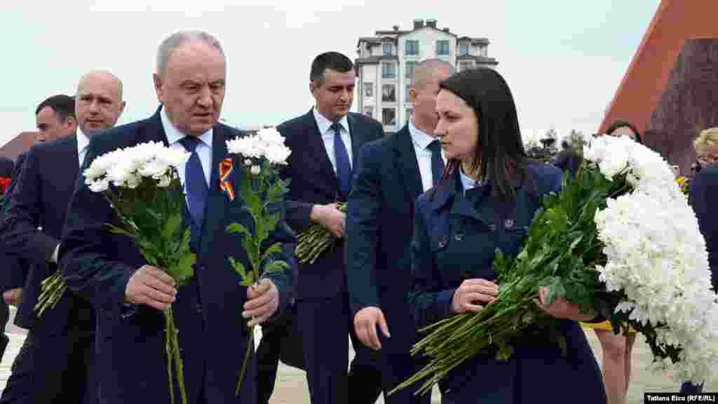 Preşedintele Nicolae Timofti şi premierul Pavel Filip.