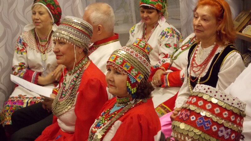 Международный день родного языка в Севастополе отметили песнями и стихами (+фото)
