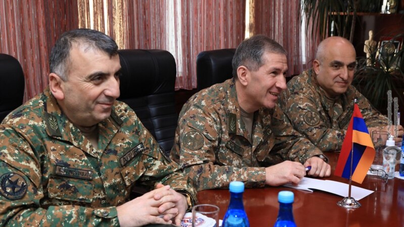 Former Army Chief Urges Parliament Probe Of Karabakh War