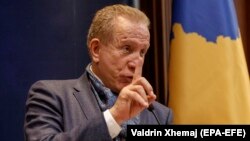 Косовскиот министер за надворешни работи Беџет Пацоли
