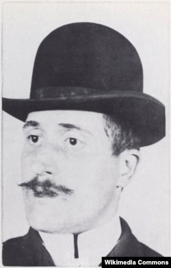 Guillaume Apollinaire, 1902