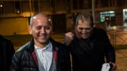 Мухтар Аблязов после выхода из тюрьмы в пригороде Парижа — вслед за отменой судебного решения об экстрадиции. 9 декабря 2016 года.