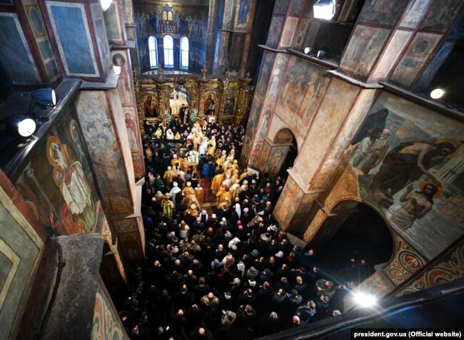 Під час інтронізації глави ПЦУ, митрополита Київського і всієї України Епіфанія. Київ, Софійський собор, 3 лютого 2019 року