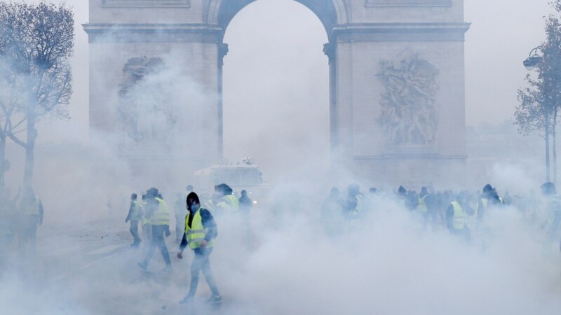 Pariž protestleri mahalynda 133 adam ýaralandy, 412 adam tussag edildi