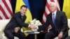 США продовжать підтримувати Україну – Пенс на зустрічі з Зеленським