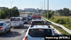 Пробка на въезде в Севастополь, архивное фото