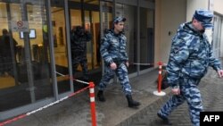 A senior member of One Russia told reporters that a large number of police officers entered the group's office in Moscow and searched the premises. (file photo)