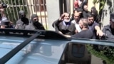 «Քեզ շատ քիչ ժամանակ է մնացել, դիմացի՝ կգանք». Բագրատ Գալստանյանը ուղերձ հղեց իշխանությանն ու ձերբակալվեց
