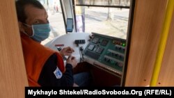 Водій громадського транспорту в Одесі під час карантину, 19 березня 2020 року