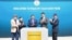 “ВД Строй-инжиниринг” компаниясы құрылтайшыларының бірі Азамат Өсімбеков (оң жақтан екінші) Қызылордадағы театр құрылысын ашу рәсімі кезінде. 21 сәуір 2026 жыл.