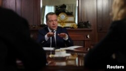 Дмитрий Медведев