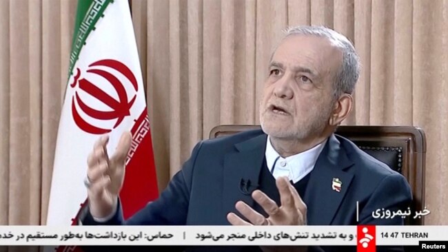 Presidenti iranian, Masud Pezeshkian, gjatë një interviste për televizionin shtetëror.