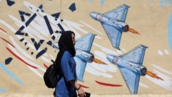 دیوارنگاره تبلیغاتیِ حکومتی در تهران