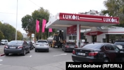 O benzinărie Lukoil din Chișinău. Imagine de arhivă