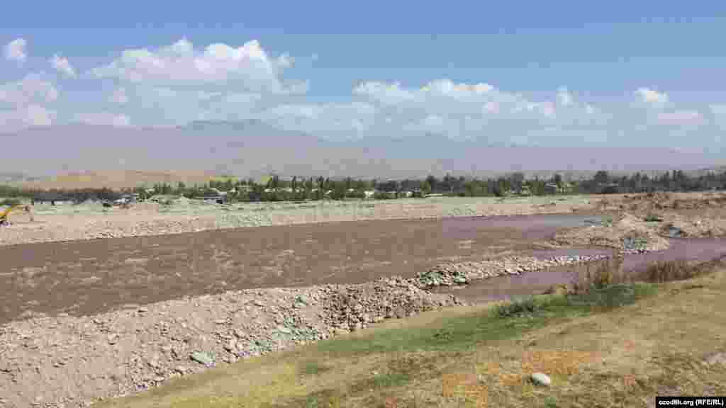 Душанбе яқинидаги Кофарниҳон дарëси