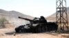 Генерал Халифа Хафтар әскерінің өртенген танкісі. Маусым айы, 2019 жыл. 