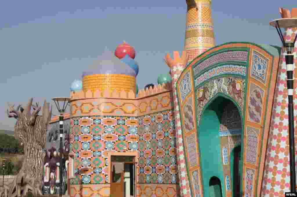 Бузургтарин тафреҳгоҳи атфол #45