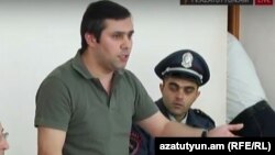 Քաղաքացիական ակտիվիստ Գևորգ Սաֆարյանը դատարանի դահլիճում, արխիվ: