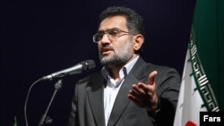 محمد حسینی، وزیر فرهنگ و ارشاد اسلامی ایران