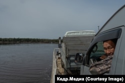 Переправа через реку Вилюй. Фото: Марина Сычева