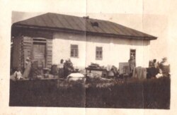 Друге виселення родини Онищенків. Бахмач, Чернігівщина. 1947 рік