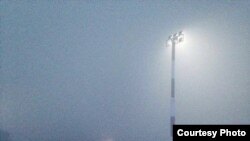 Утренний туман в аэропорту Оша. Иллюстративное фото. 