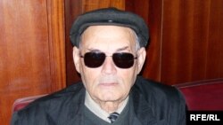 Mehdiyev yada salır ki, 10 il əvvəl şəhərin mərkəzində kütləvi aksiyalar keçirə bilirdilər. İndi hakimiyyətin opponentlərinin əlindən bu imkanı da alınıb