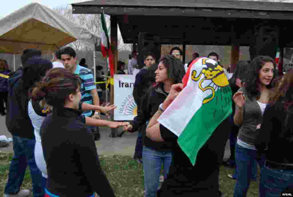 U.S. -- 13 Bedar in Black Hill, is the Persian Festival of springs. It is a full day of mass Outdoors Picnic, which occurs on the 13th day of Norouz, 01Apr2007