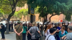 «Թող 8 մլն-ով տուն գնեն, մեզ տան, կարո՞ղ են, չնչին գումար է». Վարդաշենի վթարային շենքերի բնակիչները՝ խոստումների հետևից