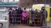 Очередь начинается более чем за шесть километров до храма у станции метро &quot;Воробьевы горы&quot;&nbsp; 