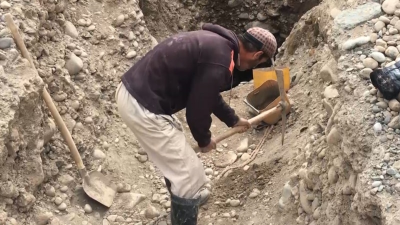 Labor Disputes, Security Fears Test China's Economic Projects In Tajikistan