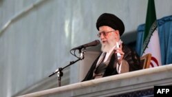 Аятола Алі Хаменеї, архівне фото