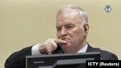 Ратко Младиќ за време на судењето во Хашкиот трибунал 