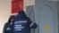 У входа в Чертановский районный суд