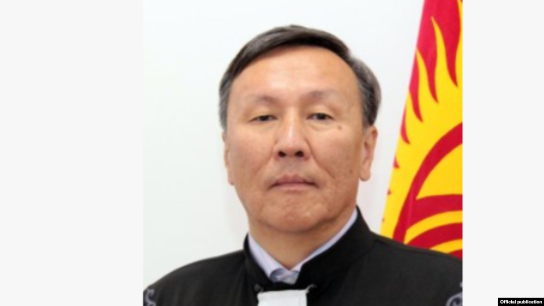 Карыбек Дүйшеев.