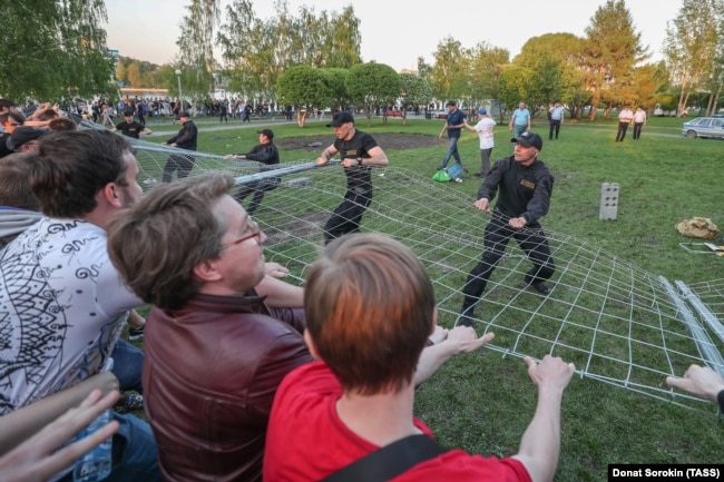 Протест против строительства храма в Екатеринбурге