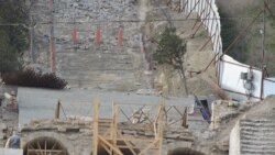 Работы на Большой Митридатской лестнице в Керчи