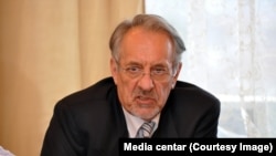 Telekom Srbija bi trebalo da ostane u državnom vlasništvu: Mahmud Bušatlija