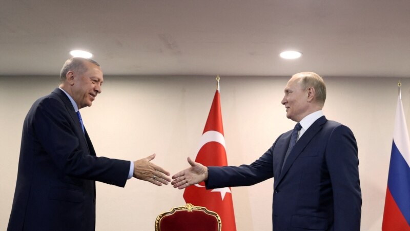 روسای جمهور روسیه و ترکیه با هم دیدار می‌کنند