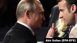 Владимир Путин и Эммануэль Макрон в Иерусалиме, январь 2020