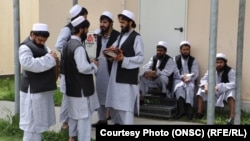 The Afghan government previously released 100 Taliban prisoners on April 9.
