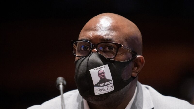 Vëllai i Floyd kërkon që OKB-ja të hetojë racizmin dhe dhunën e policisë në SHBA